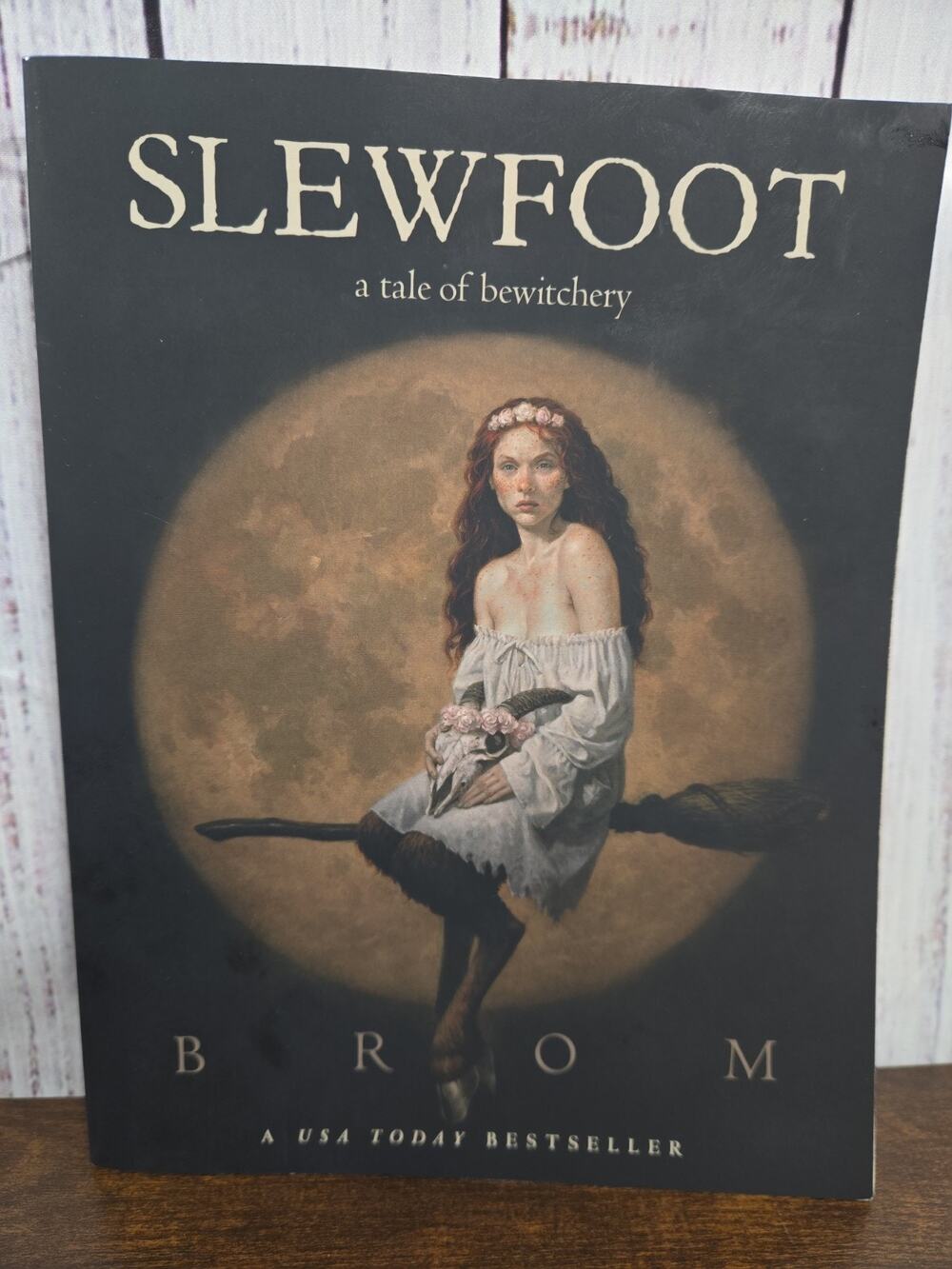 Slewfoot: A Tale of Bewitchery by Brom (English) Book
